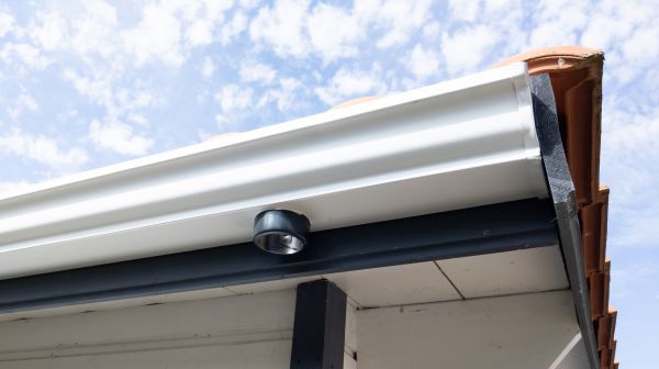 Seamless Gutters Installation in Maineville